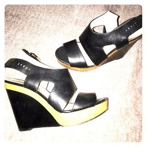 Michael Knors sexy wedges